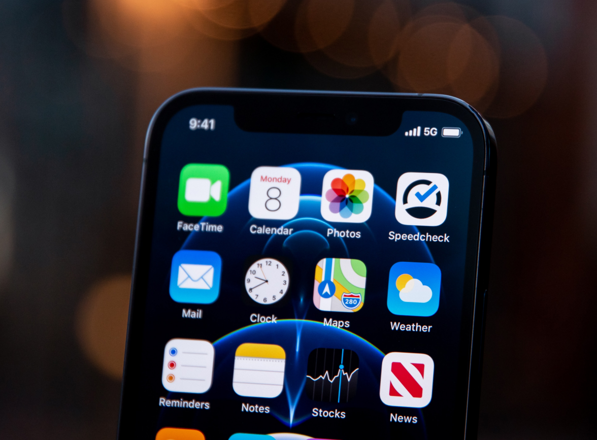 融安苹果手机维修分享为什么 iPhone 12 在冬季会自动关机 
